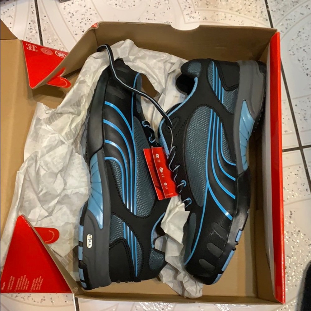 Brand New Pumas Steel Shoes !!!
